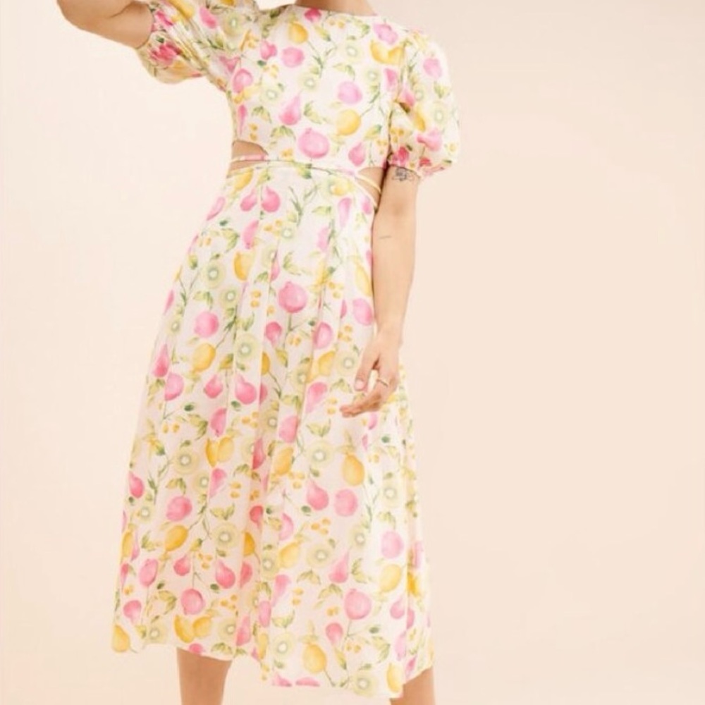 En Saison Ula Linen Blended
Midi Dress
